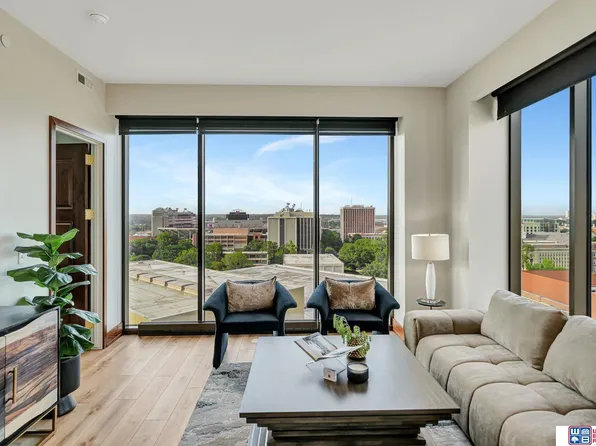 1125 Q St #1203, Lincoln, NE 68508
