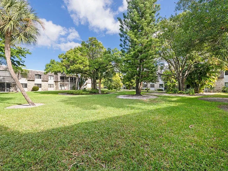 3101 Oakland Shores Dr #H108 — Photo 11