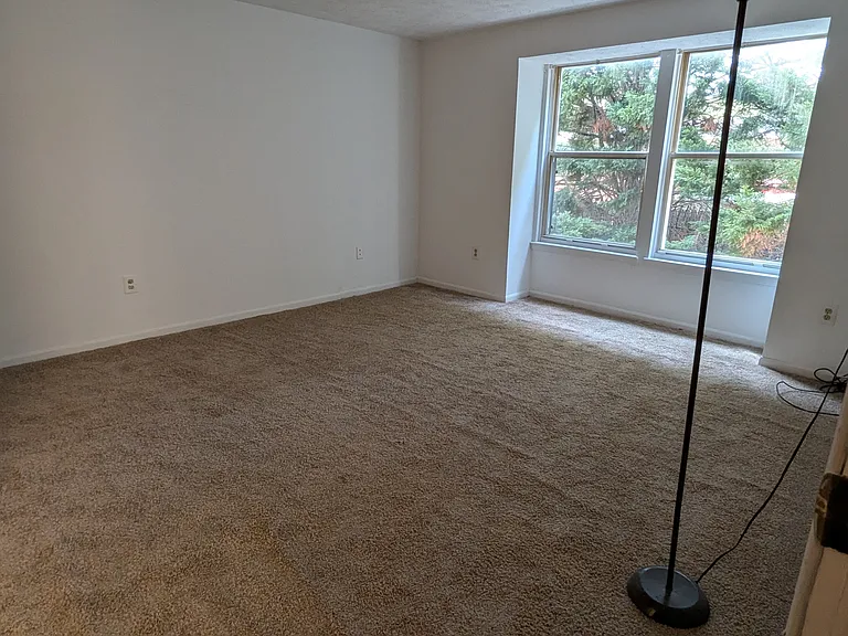 8420 Obannon Ct #8 — Photo 14