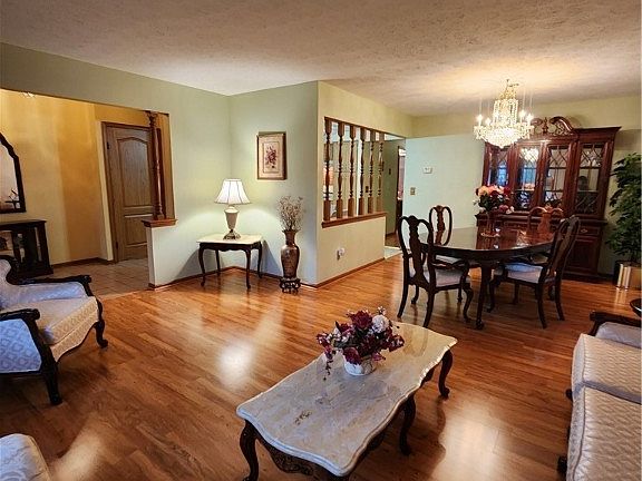 5th image of 7814 Fort Myers Ct