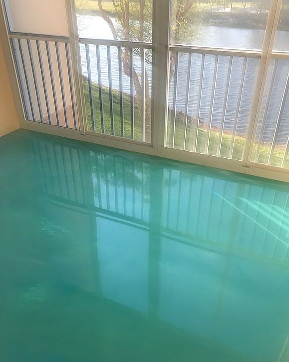 Custom lanai under air 