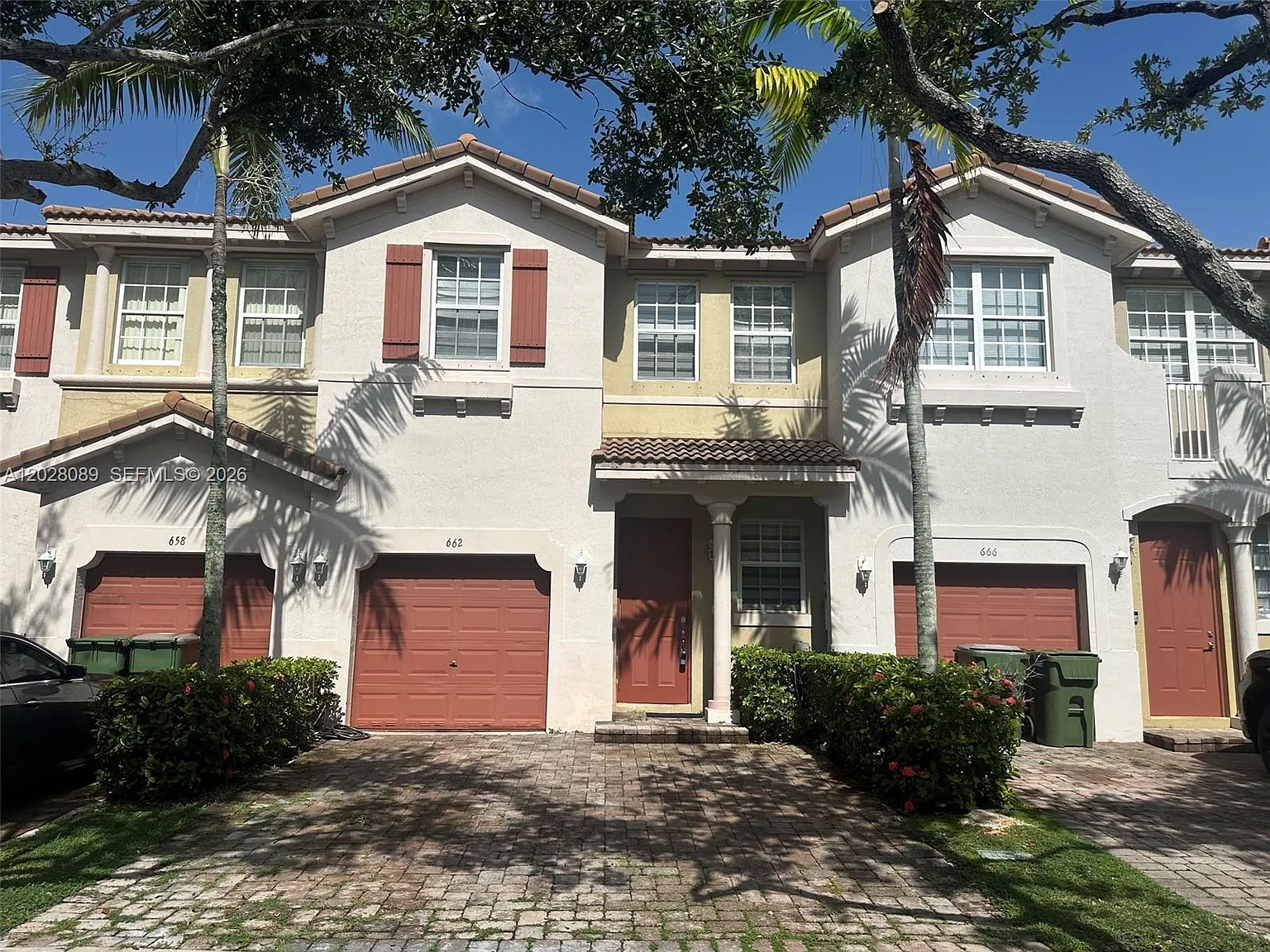 Portofino Villas West — Photo 2