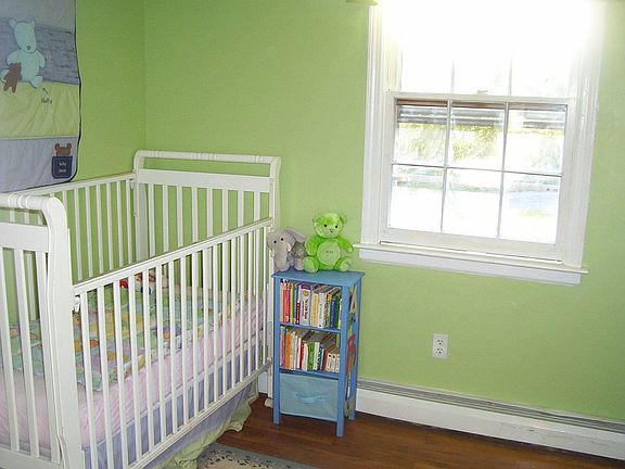 Second bedroom
