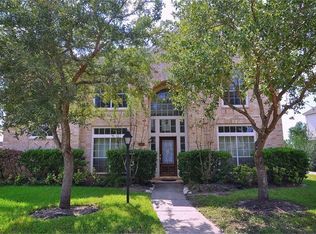 12201 N Shadow Cove Dr, Houston, TX 77082