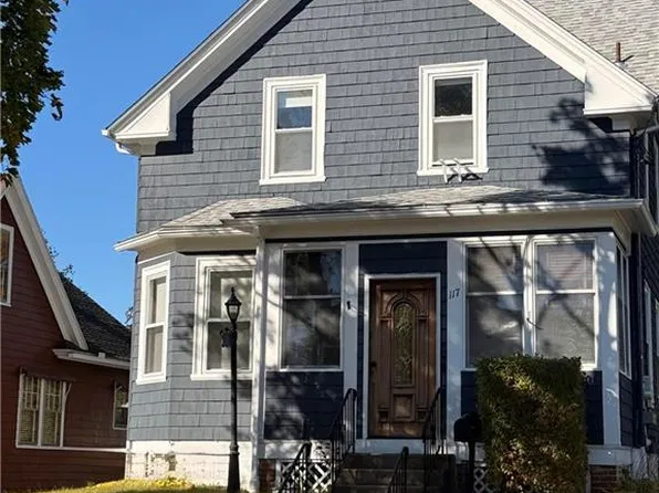 117 Oakland Ave, Cranston, RI 02910