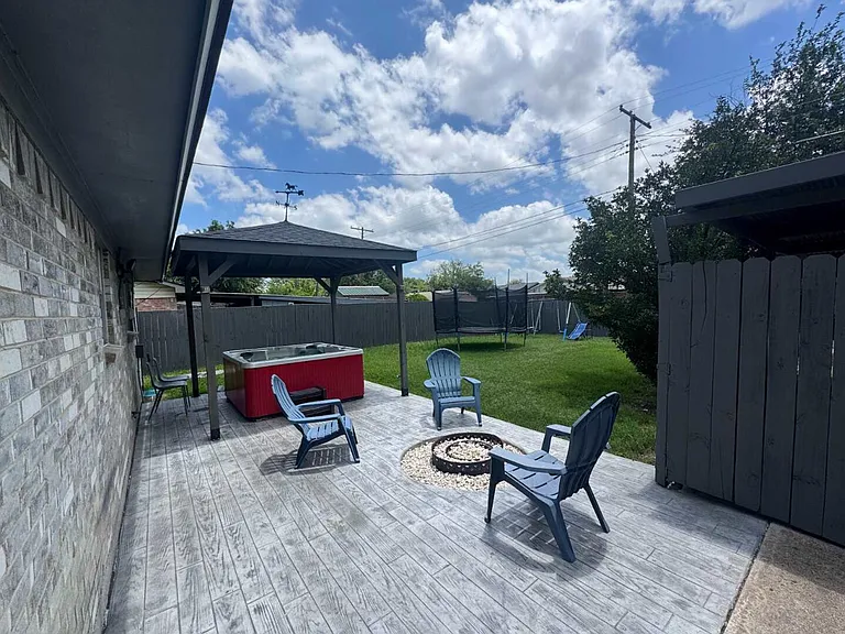 Jasmine Ln — Photo 38