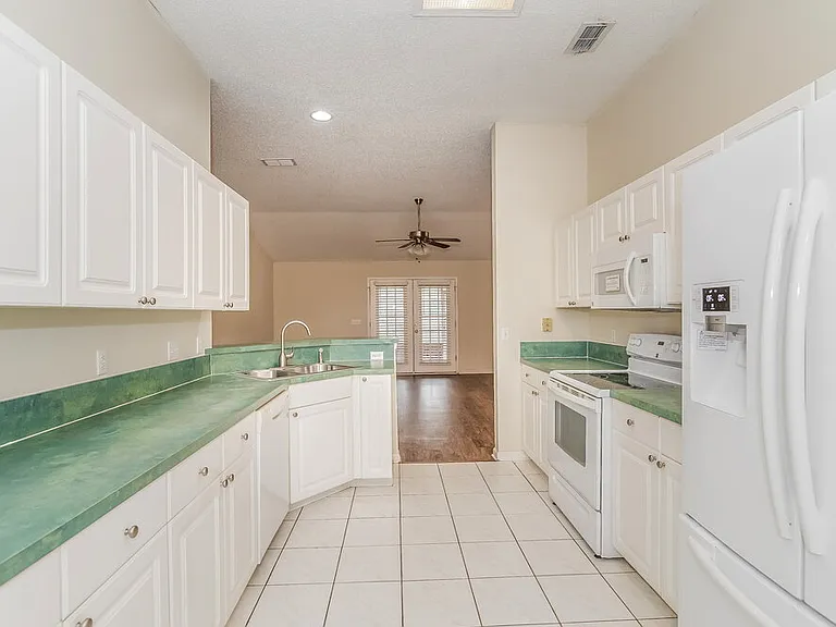 3322 Brahma Ct — Photo 8