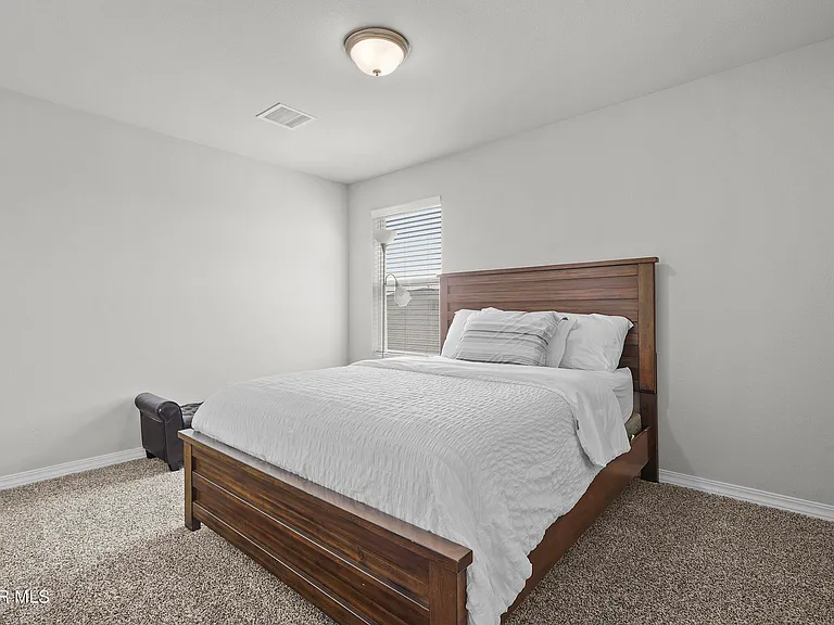 12245 Desert Pine Ave — Photo 14