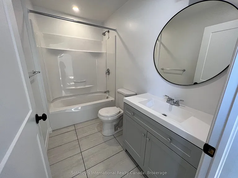 22 Melville St #A — Photo 12