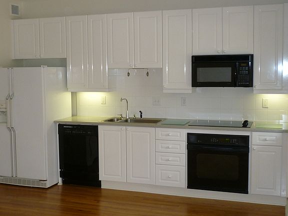 5th image of 401 10th St NW Unit A103