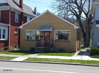 513 W 15th St, Tyrone, PA 16686