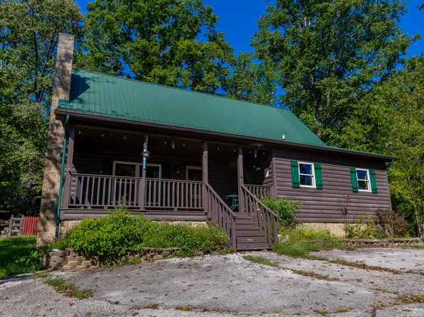 904 Phils Br, Grassy Creek, KY 41352