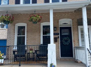 207 8th Ave, Wilmington, DE 19805