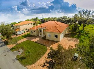 9310 SW 149th St, Miami, FL 33176