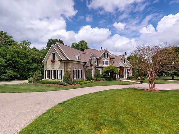 4th image of 3300 Bridle Path Ct