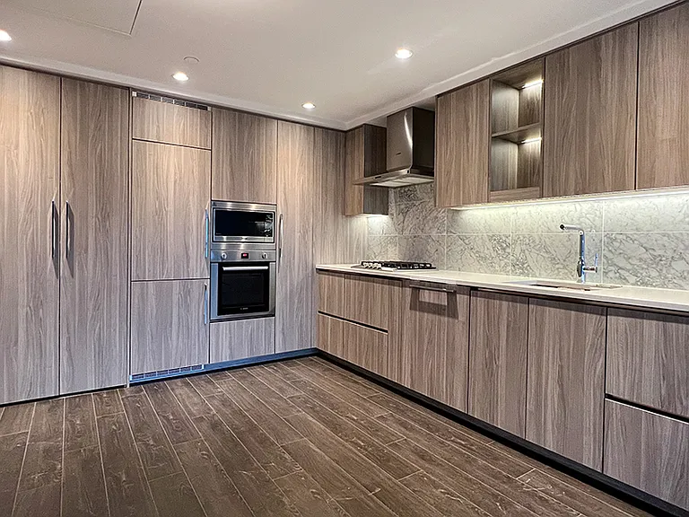 4720 Lougheed Hwy #608 — Photo 7