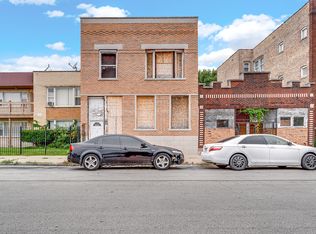 3024 E Cheltenham Pl, Chicago, IL