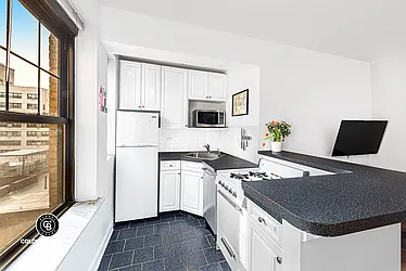Sold by Coldwell Banker Warburg