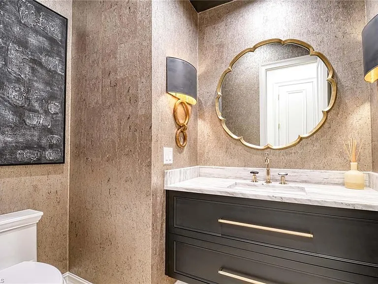 9013 Terranova Dr — Photo 27
