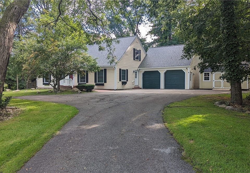 1st image of 38284 Dodds Hill Dr