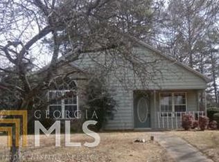 4 Oak St, Newnan, GA 30263