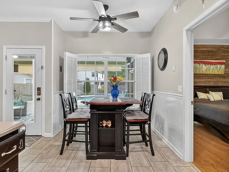 9370 Jaybird Cir E — Photo 11