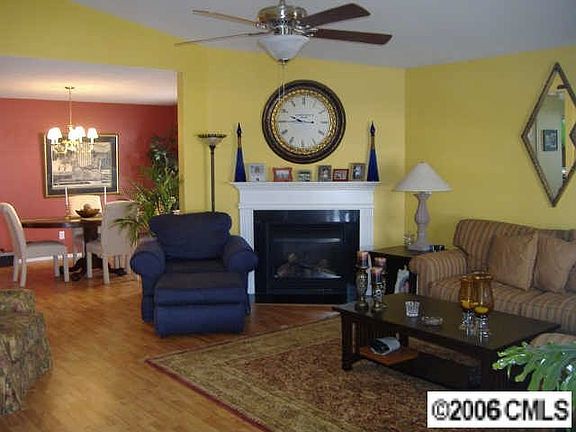 Great room with VAULTED Ceilings