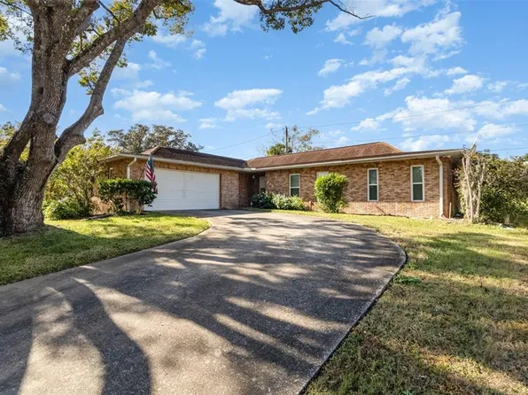 912 N Fairbairn Dr, Deltona, FL 32725