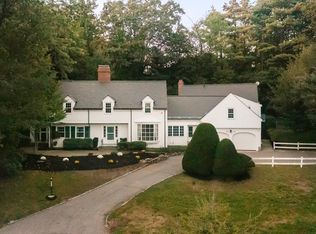 215 Chestnut Hill Rd, Newton, MA 02467