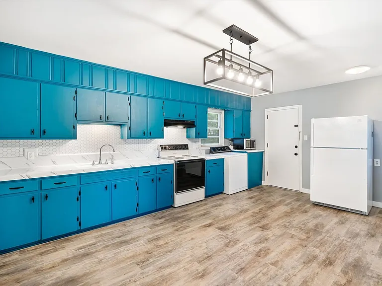 703 Magnolia Rd — Photo 5