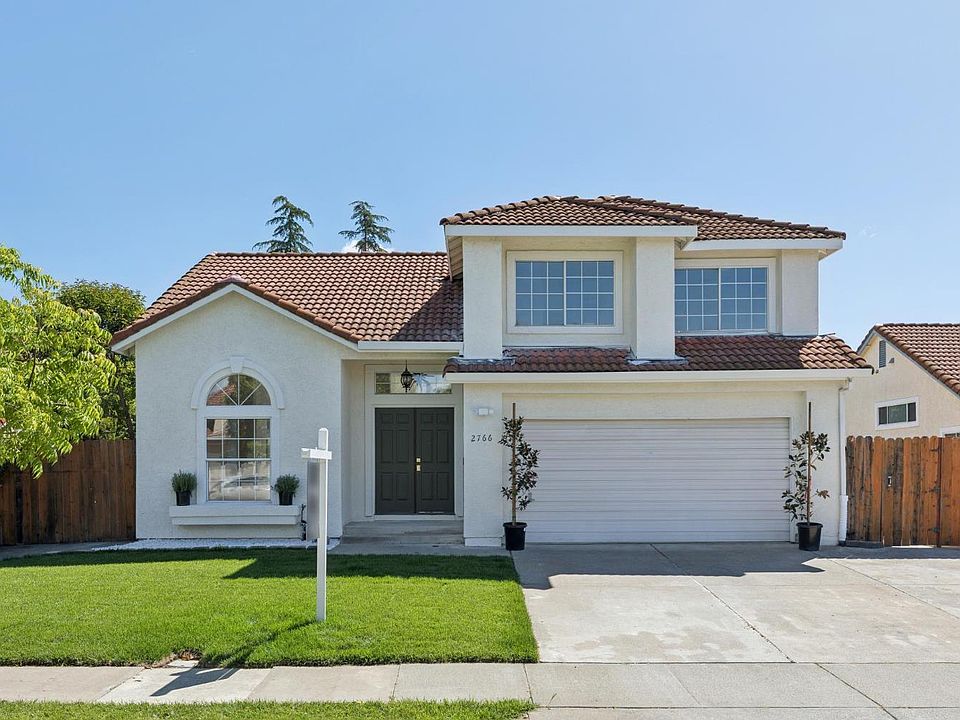 1st image of 2766 Peppertree Dr