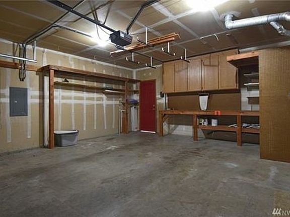 3rd image of 1308 E St SE