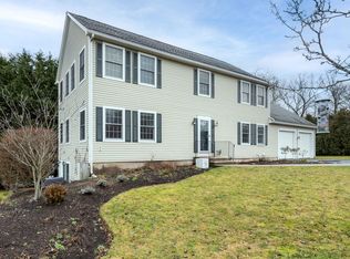 2 Little Ln, Barrington, RI 02806