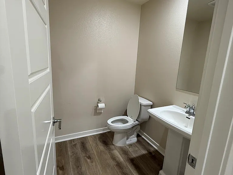 503 Winchester Dr — Photo 20