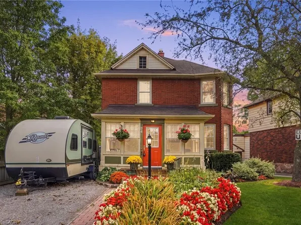 94 River Rd, Welland, ON L3B 2R9