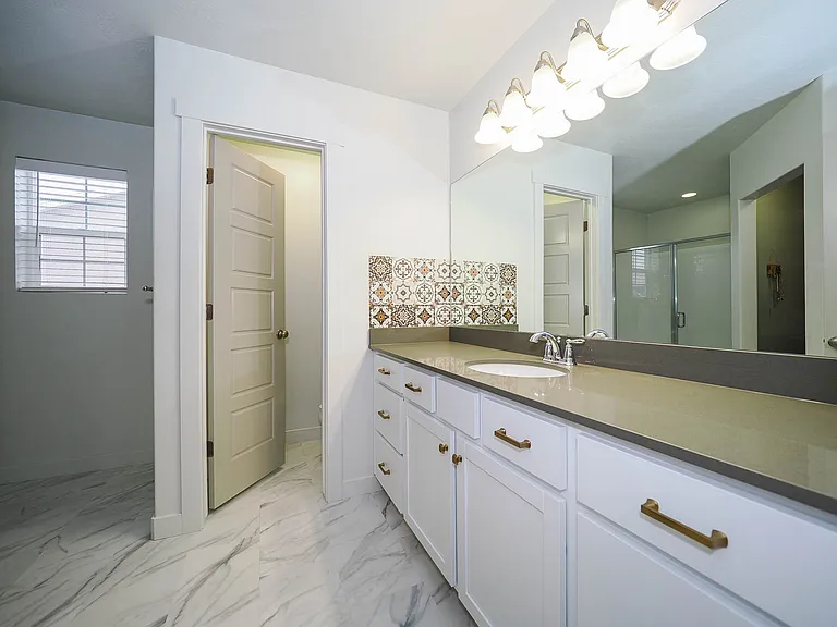 5830 N Goldfinch Ln — Photo 9