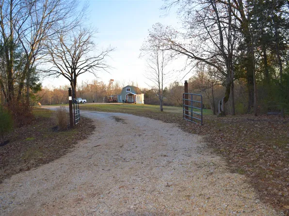 146 Hope Hill Cemetery Rd, Milan, TN 38358