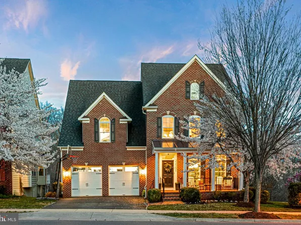 22531 Winding Woods Way, Clarksburg, MD 20871