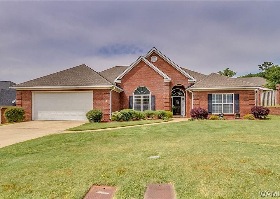 1st image of 1833 Gaineswood Dr