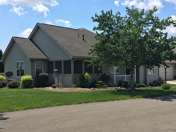 2nd image of 12 Fairway Ct