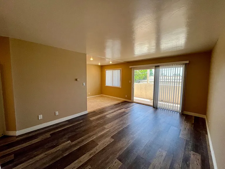 2174 Montgomery Ave #C — Photo 3