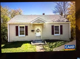 2308A Center Ave #A, Charlottesville, VA 22903