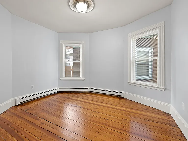 15 Newport St #1 — Photo 7