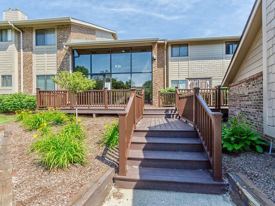 1st image of 11751 Sycamore Dr #14