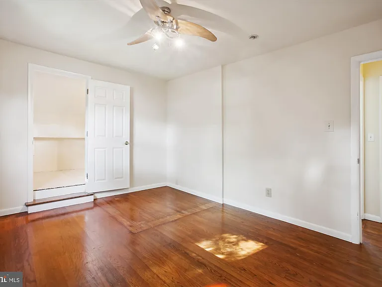 8509 Cyrus Pl — Photo 25
