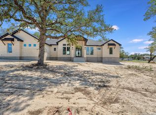 209 Bobby Lynn Dr, Adkins, TX 78101