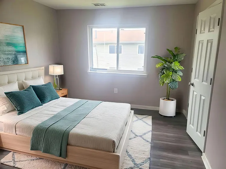 812 Nat Ct — Photo 3