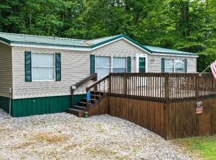 635 Lakeshore Dr, Mammoth Cave, KY 42259