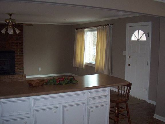 From Kitchen into Den