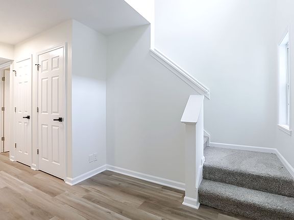 3rd image of 12409 Crystal Pointe Cir